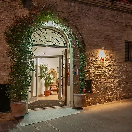 Sole 2* Assisi