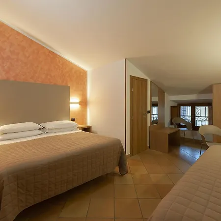 Sole Assisi