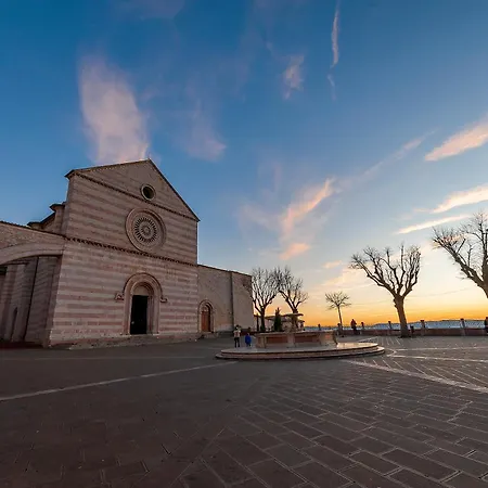Sole Assisi