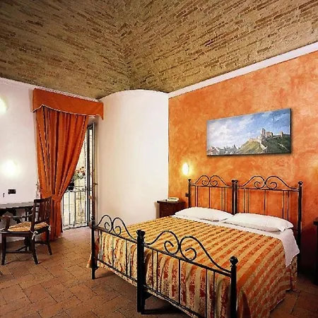 Sole Assisi